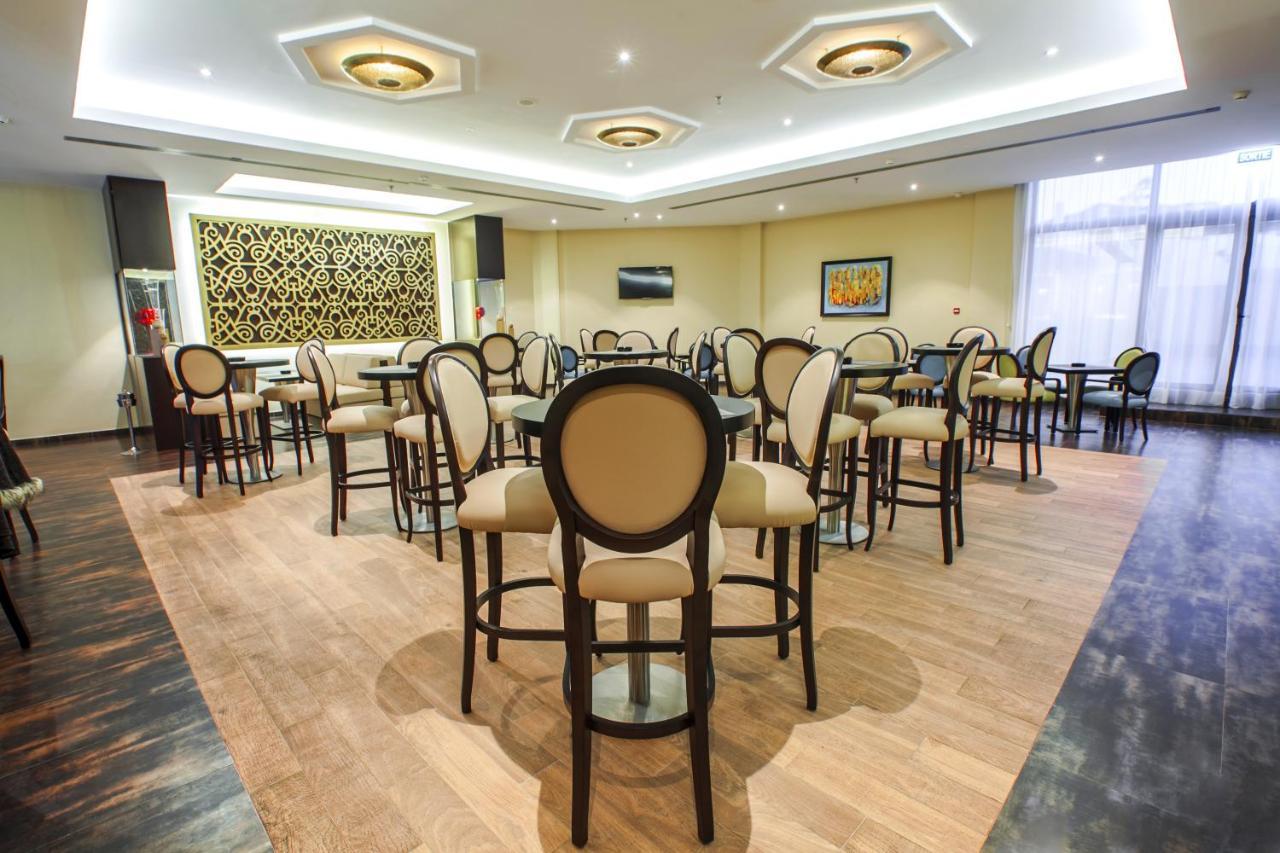 Royal Tulip Skikda Filfila Exterior foto